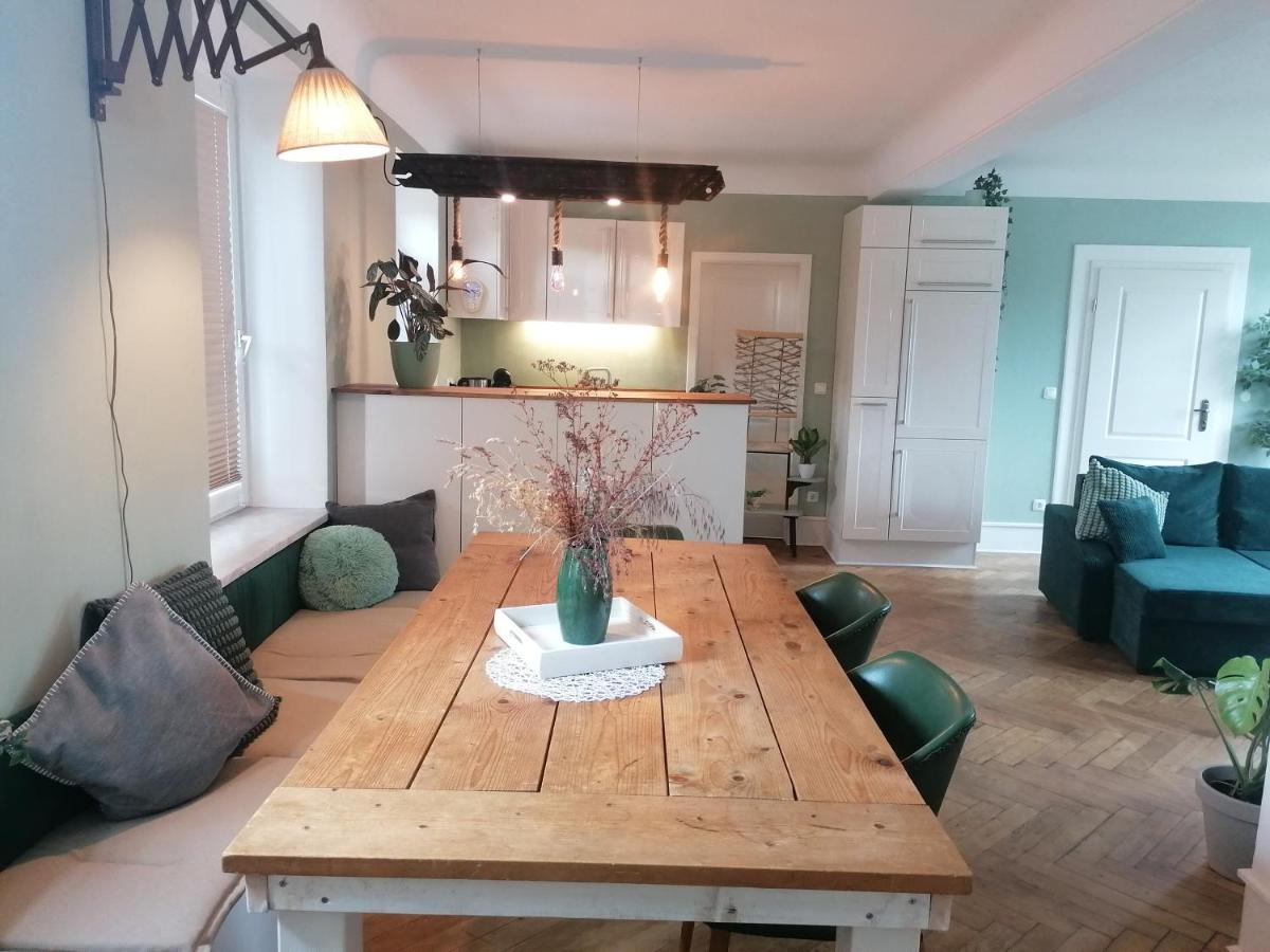 Voll Ausgestattete Wohnung Mit Moselblick Alf Exteriör bild